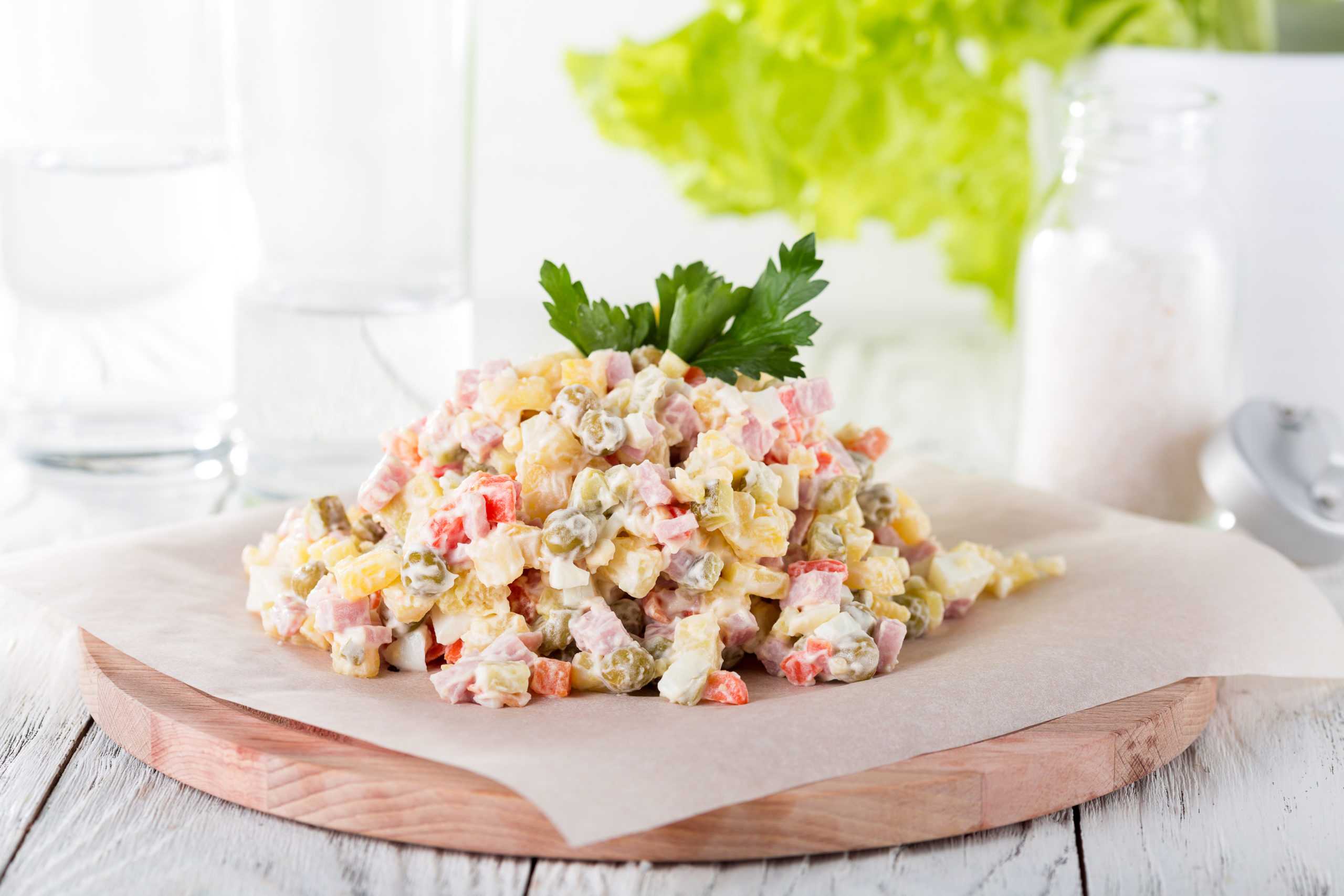 Картофельный салат: рецепты вкусного блюда с солёными огурцами и отварными овощами