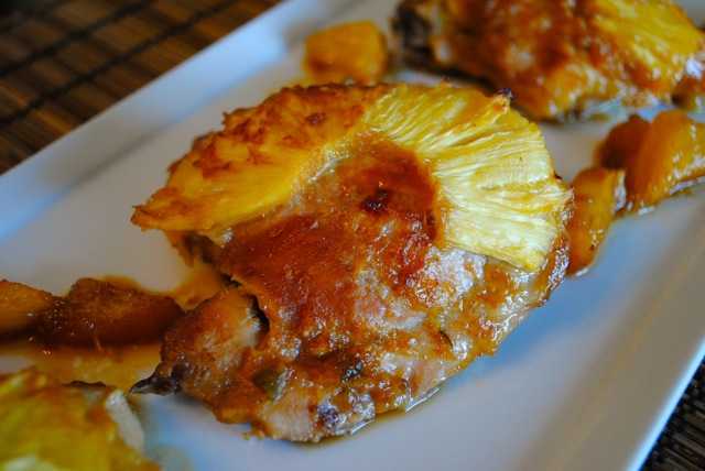 Курица с ананасами в духовке – 6 рецептов