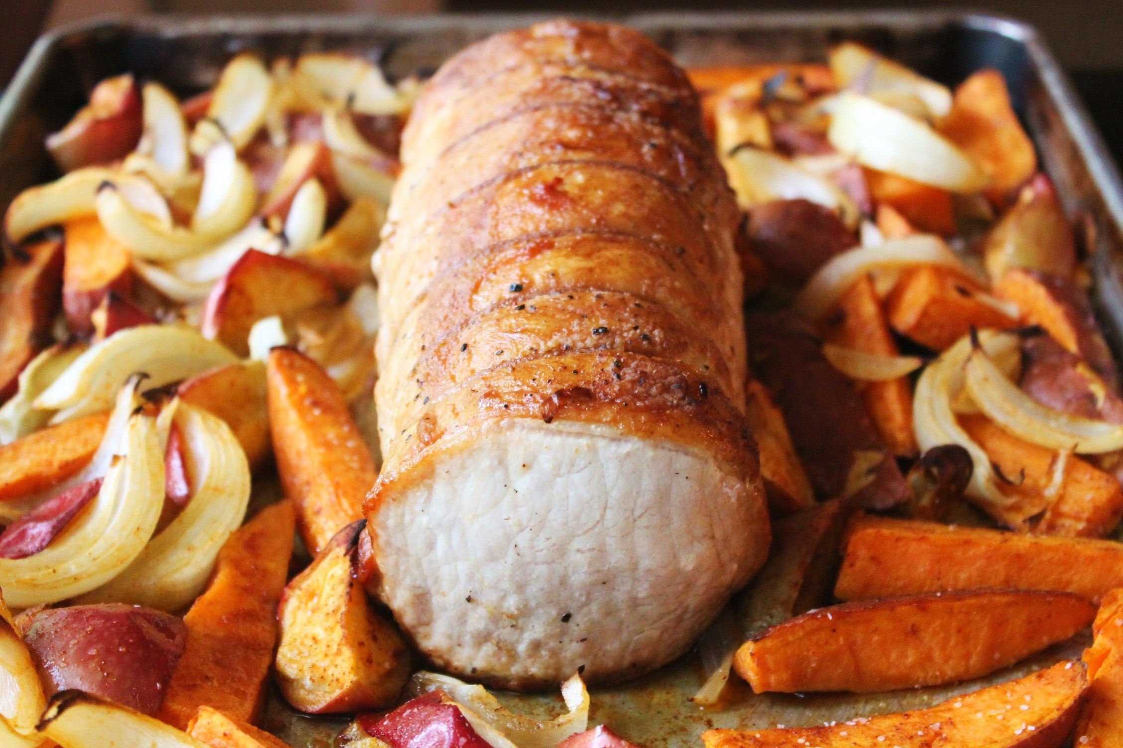 Свинина с картошкой в духовке: простые и вкусные рецепты