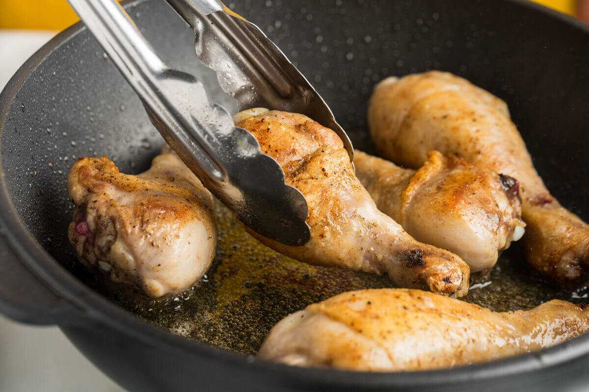 Тушеная капуста с курицей – 7 очень вкусных рецептов с фото пошагово