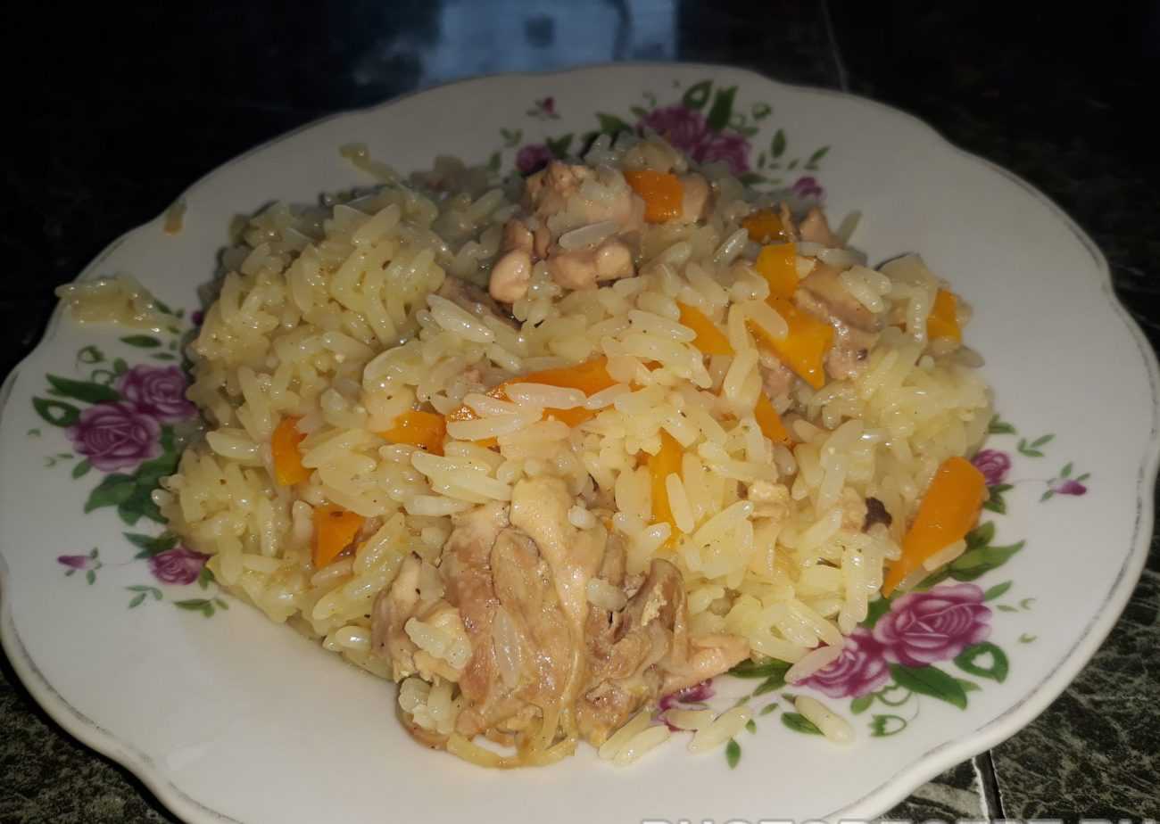 Рис с филе курицы и овощами на сковороде: рецепт пошаговый с фото