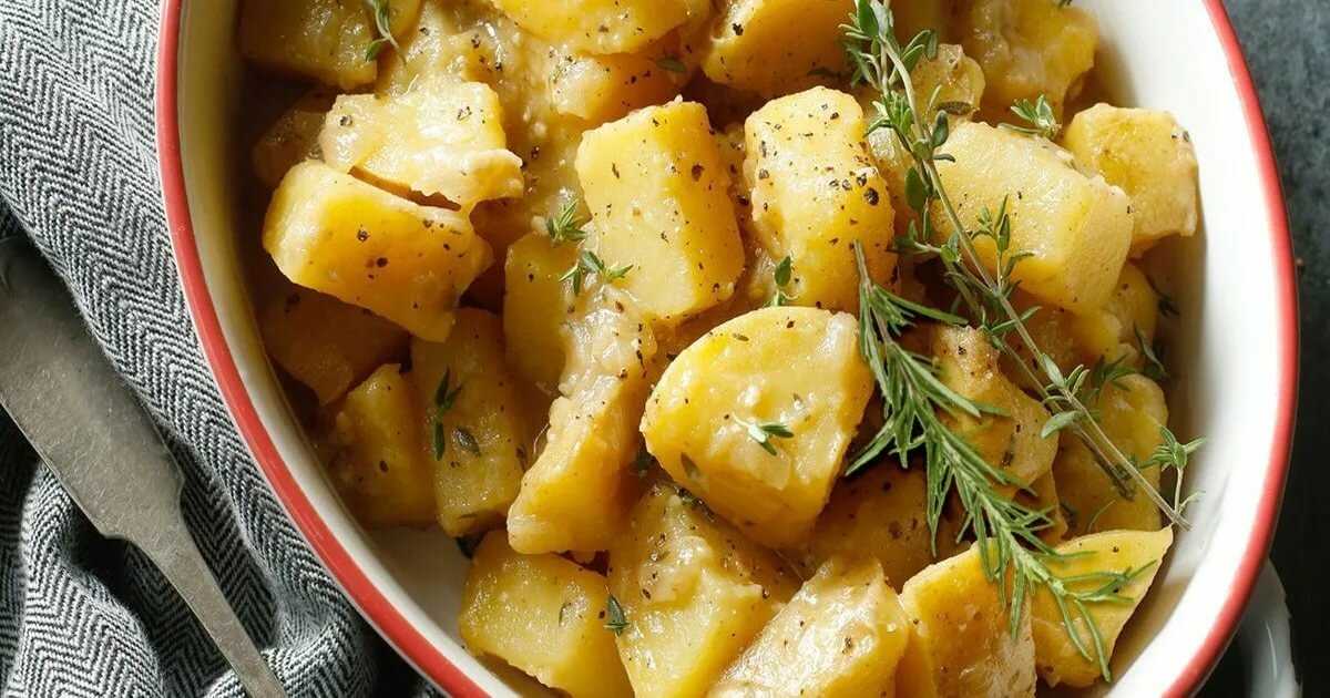 6 лучших рецептов приготовления картошки с мясной тушенкой