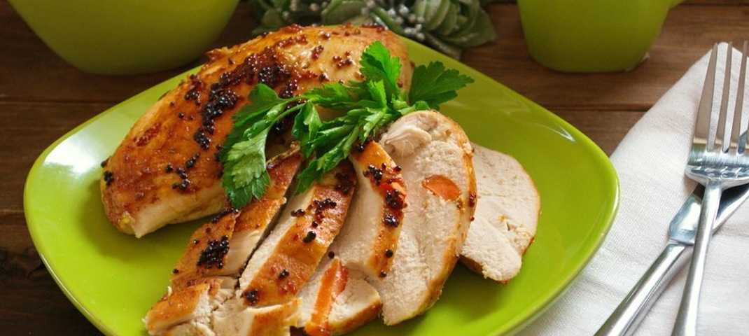 Куриная грудка в фольге запеченная в духовке. 6 простых рецептов сочной и ароматной курицы