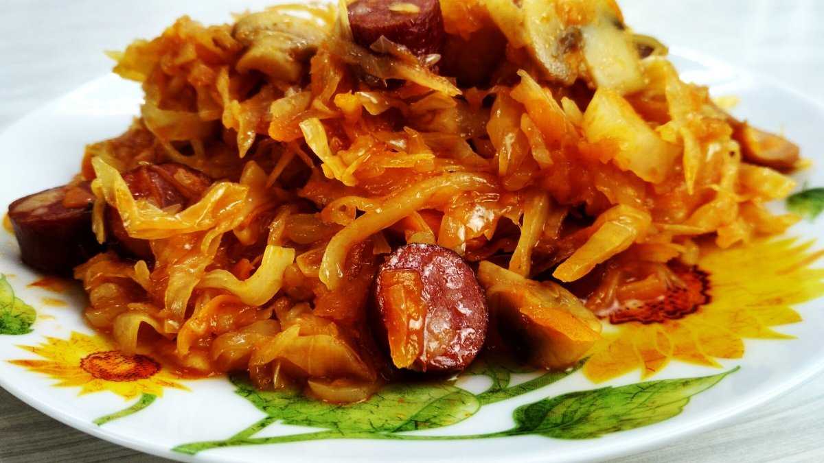 Щи из квашеной капусты со свининой – вкусный классический рецепт