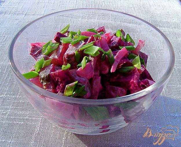 Салат из свеклы - 7 вкусных рецептов из зимнего овоща | с фото