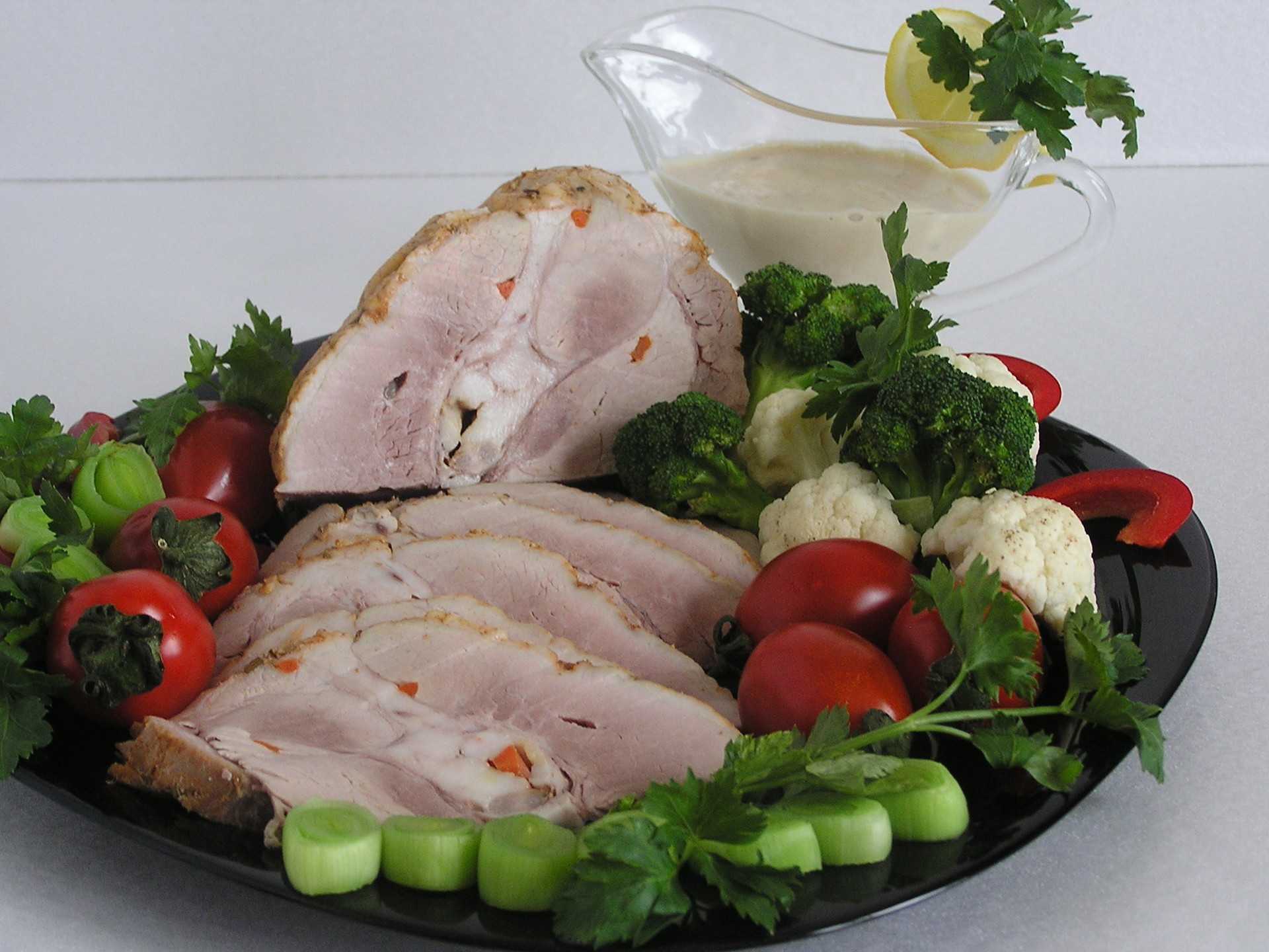Стейк из свинины: сочное мясо идеальной прожарки. 3 фото-рецепта