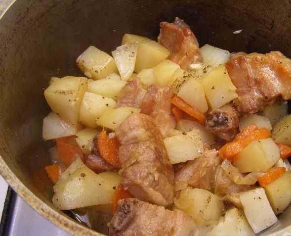 Копченые ребрышки с картошкой: рецепты приготовление в духовке, кастрюле и мультиварке
