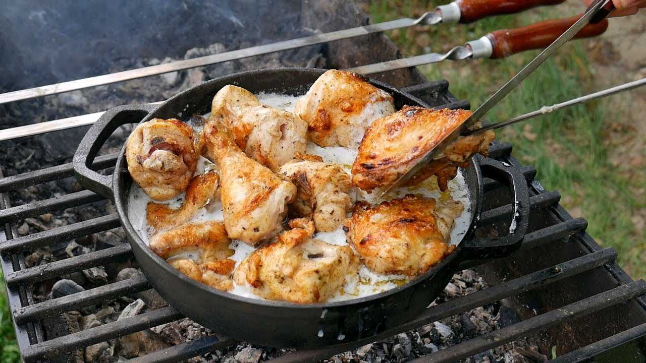 Жареная курица на сковороде - 7 вкусных аппетитных рецептов