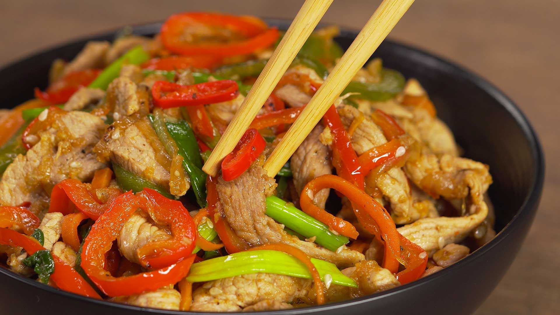 Мясо по-тайски 🥡 8 вкусных рецептов приготовления с овощами и мясом
