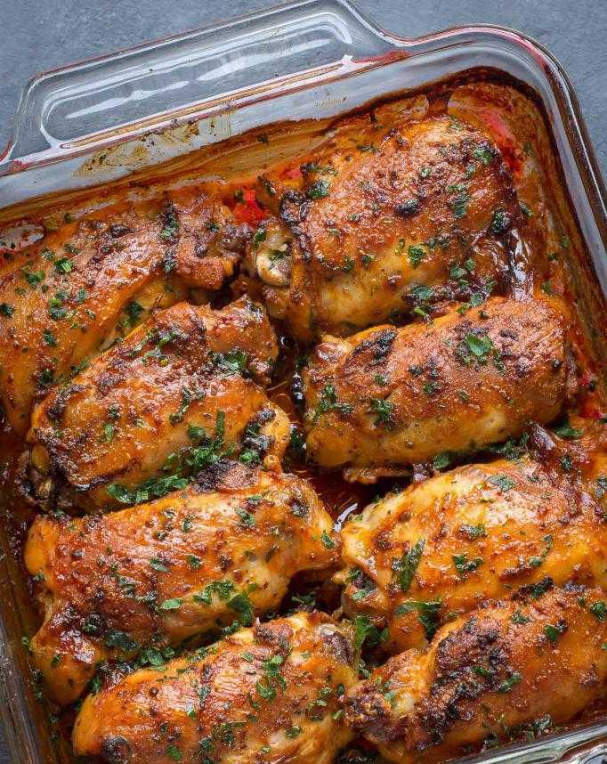 Куриные бедра на сковороде — 10 вкусных рецептов приготовления