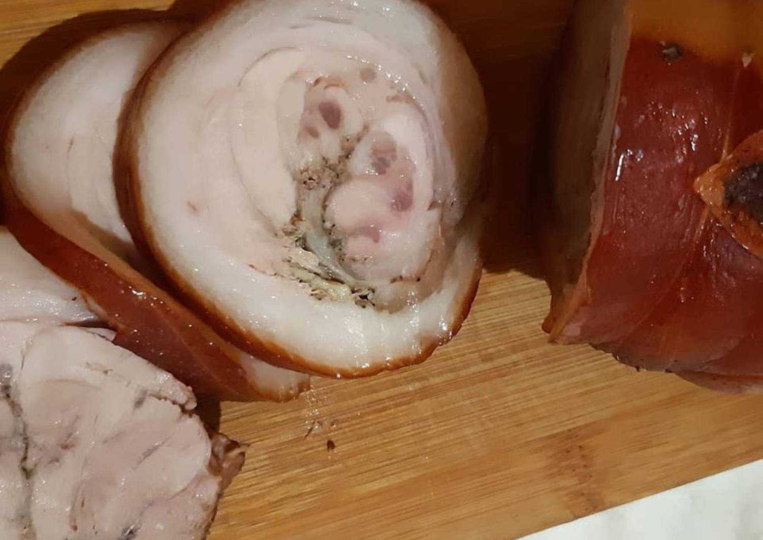 Рулет из рульки свиной вареный рецепт с фото пошагово в домашних условиях