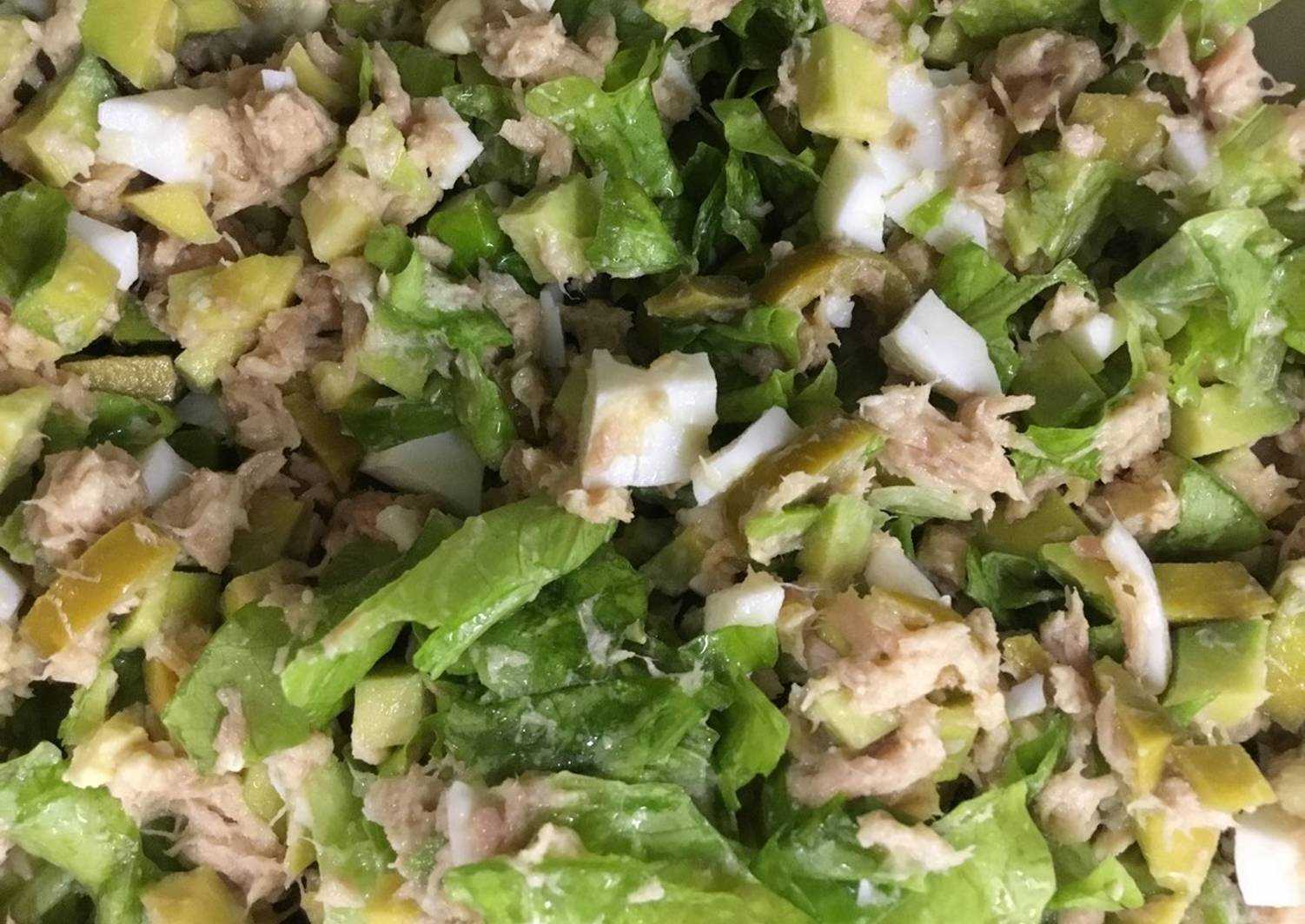 Салат с авокадо и тунцом: рецепты с фото пошагово