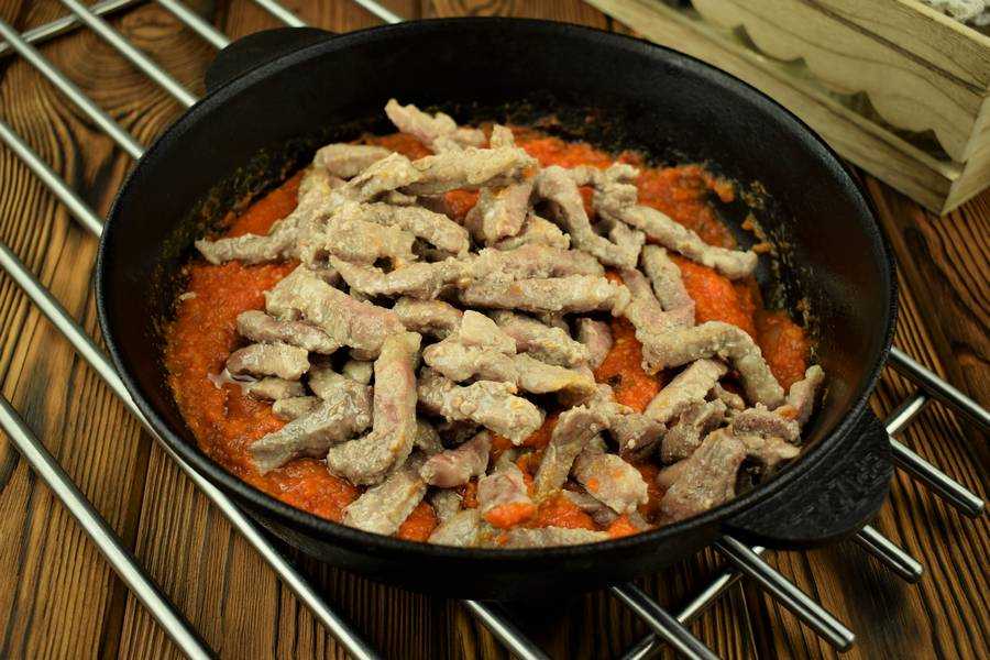 Обзор лучших рецептов приготовления поджарки из свинины