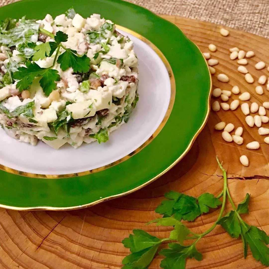 Салат с фасолью, курицей и грибами: рецепты с фото