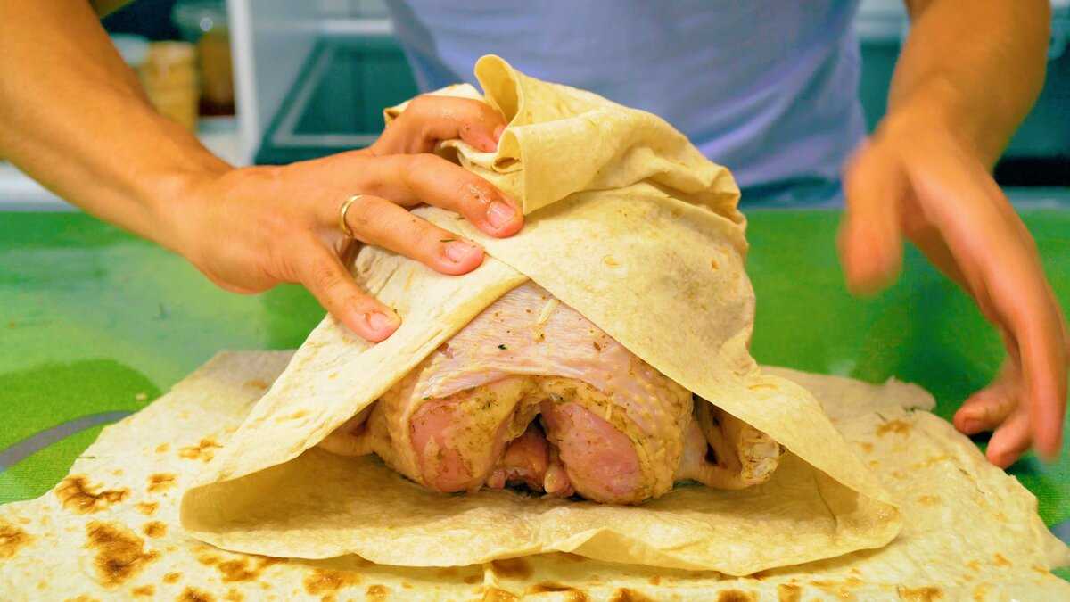 Рулет из лаваша с курицей – необычайно вкусное и простое мясное блюдо для любого случая: рецепты с фото и видео