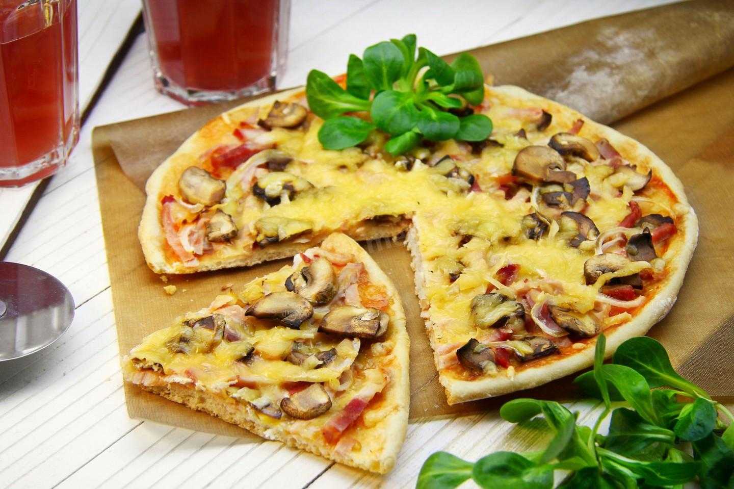 Рецепт пиццы с шампиньонами в домашних условиях