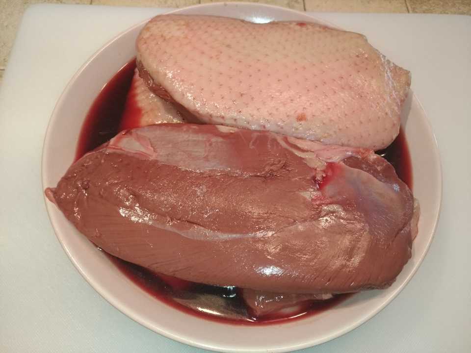 Утка по-пекински в домашних условиях. как приготовить сочную утку с хрустящей корочкой
