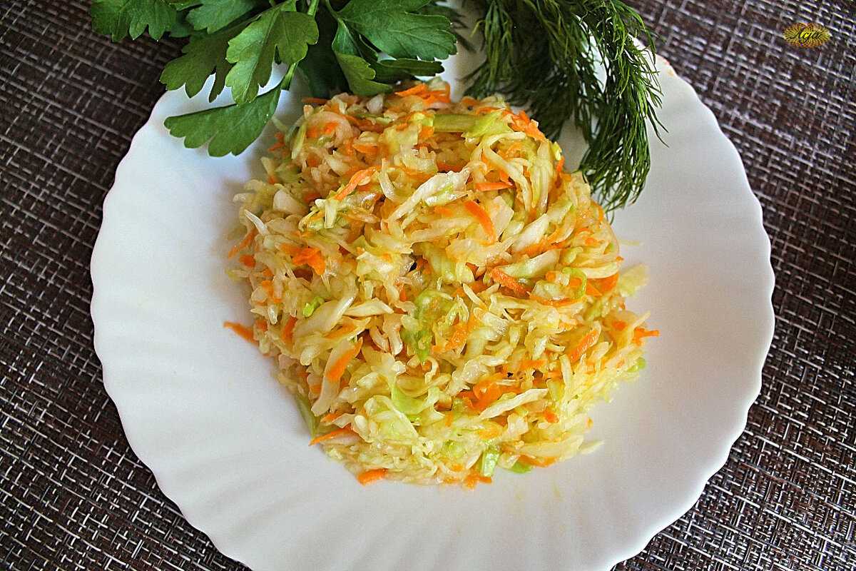 Салат из капусты как в столовой (очень вкусный рецепт с уксусом)