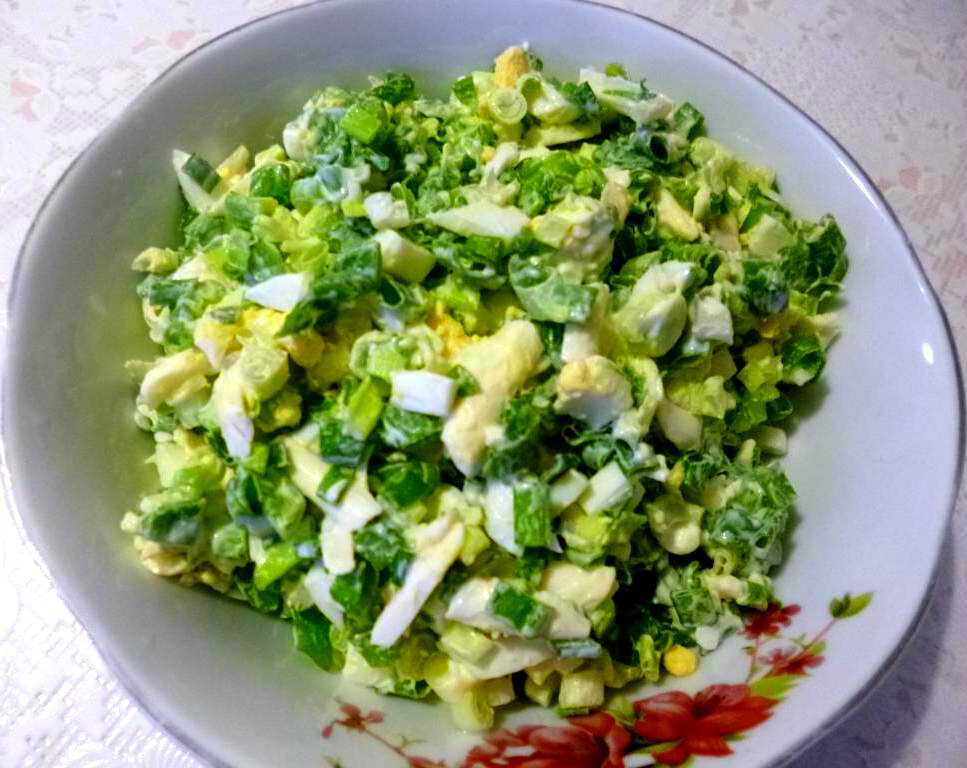 Самые вкусные салаты с кальмарами (12 простых рецептов)
