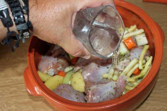 Куриные голени с картошкой в духовке - простые и вкусные рецепты
