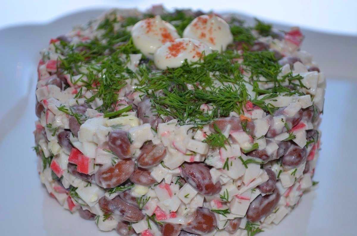 Салаты с крабовыми палочками: 10 новых рецептов простых и вкусных салатов