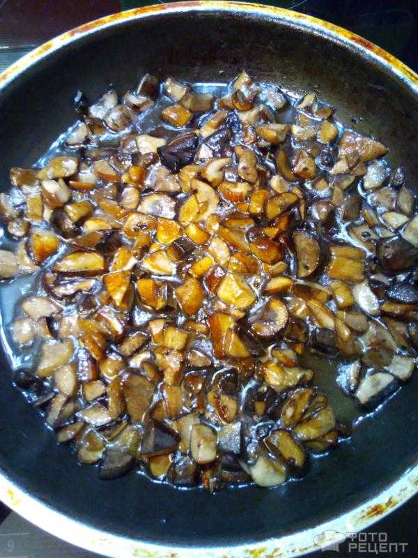 Мясные рулетики из свинины с начинкой. рецепты в духовке, на сковороде из грибов, сыра, чернослива с орехами, сливками, картошкой. фото