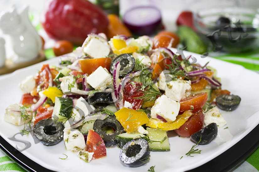 5 простых рецептов греческого салата 2021: классические пошаговые с фото