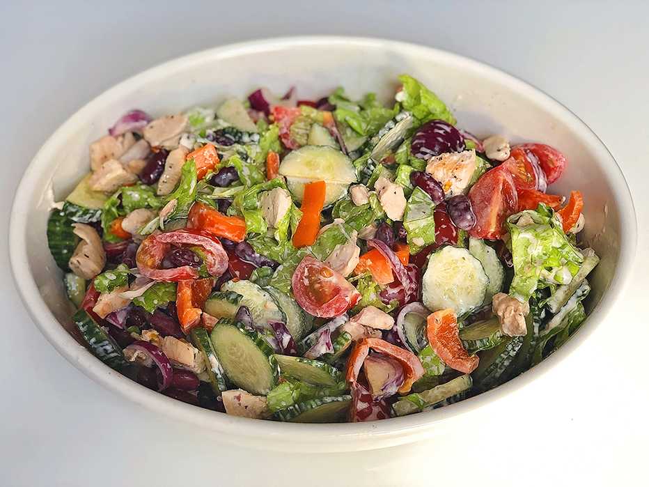 Салат из свежей капусты: 15 пп-рецептов на каждый день и праздники