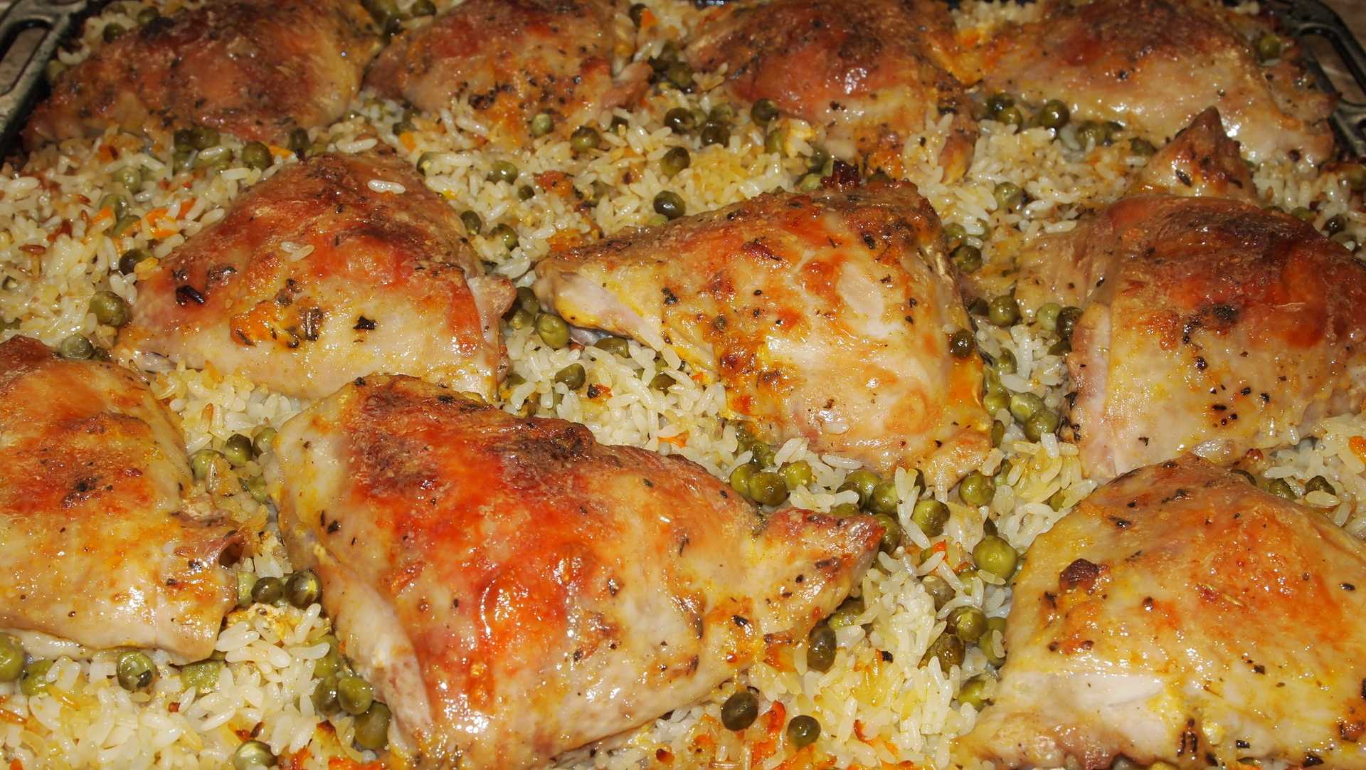 Рис с курицей в духовке - 10 рецептов с пошаговыми фото