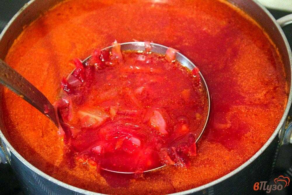 Рецепты красной воды. Красная вода для борща. Томат для борща. Борщ без свеклы с томатной пастой. Борщ с томатной пастой.