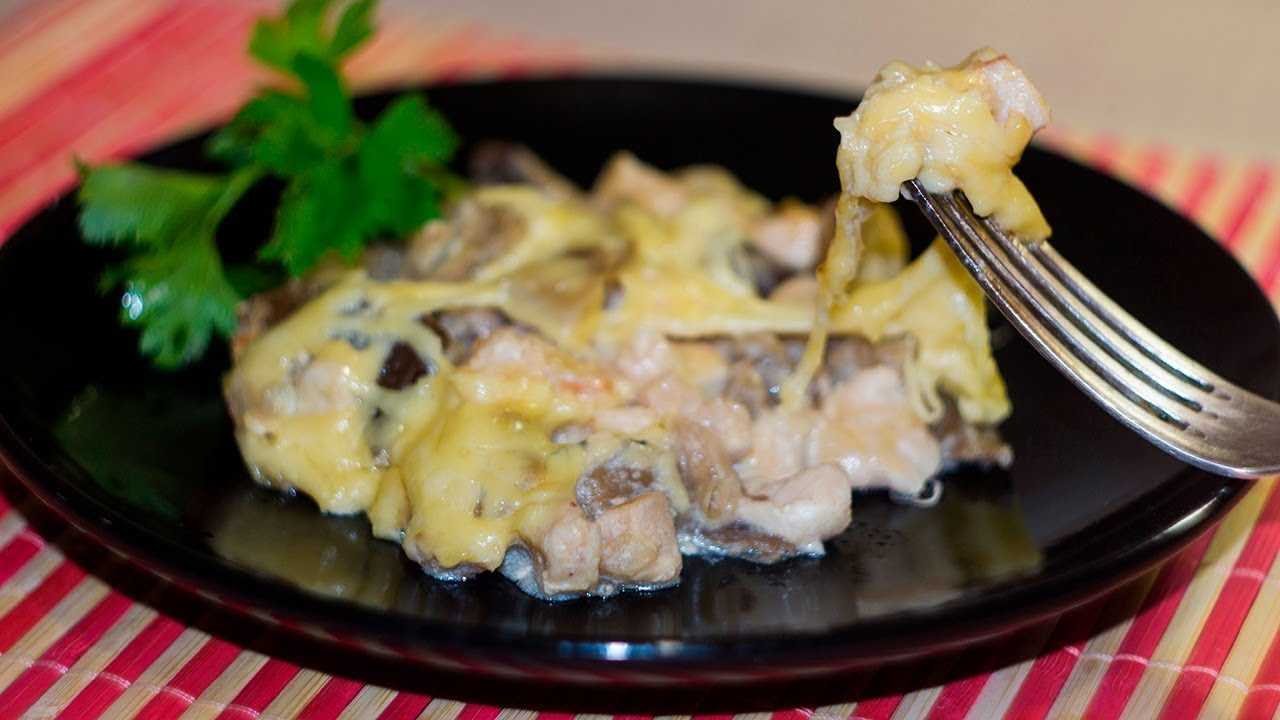 Курица с грибами в мультиварке – идеальное сочетание. лучшие рецепты курицы с грибами в мультиварке: фаршированной, жульен и т.д.