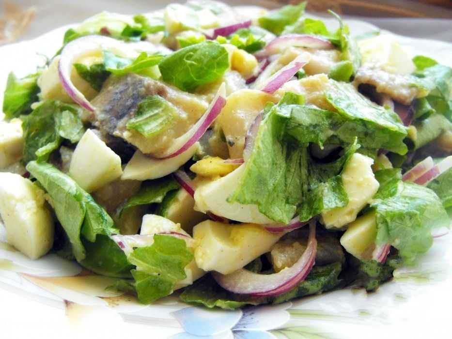 Салат из вареной трески: рецепт приготовления, выбор ингредиентов