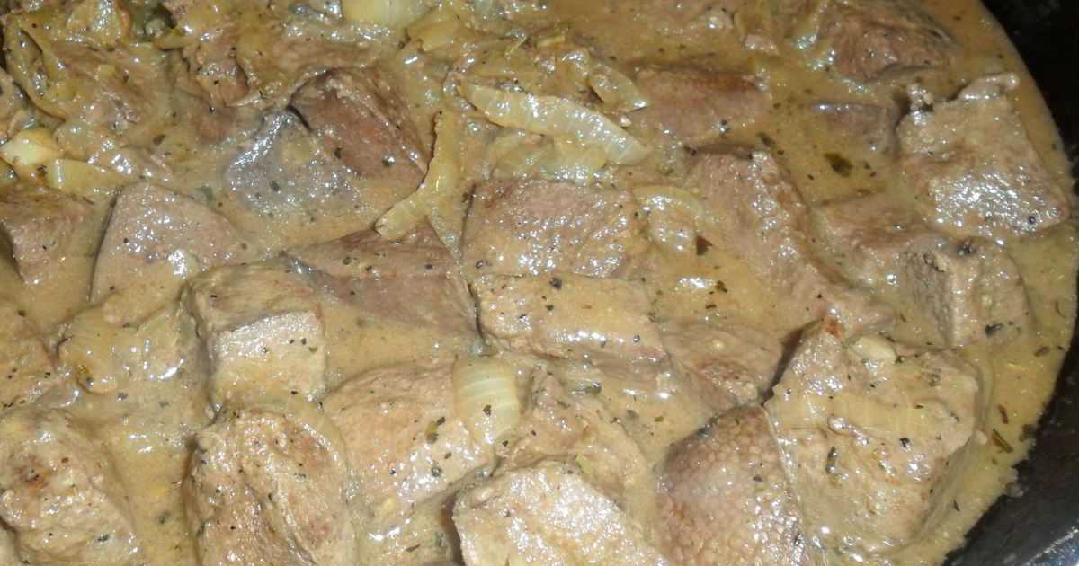 Гуляш из свинины с подливкой — 7 простых и вкусных рецептов