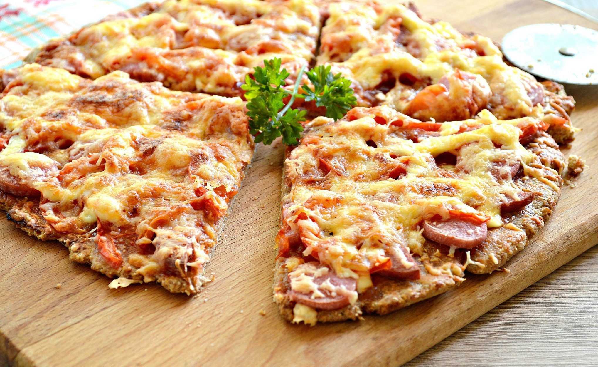 рецепт приготовления пиццы в домашних условиях в духовке из дрожжевого теста с колбасой и сыром фото 12