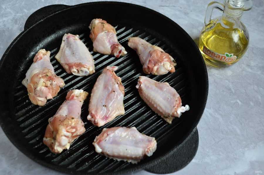 Как вкусно приготовить куриные крылышки на сковороде