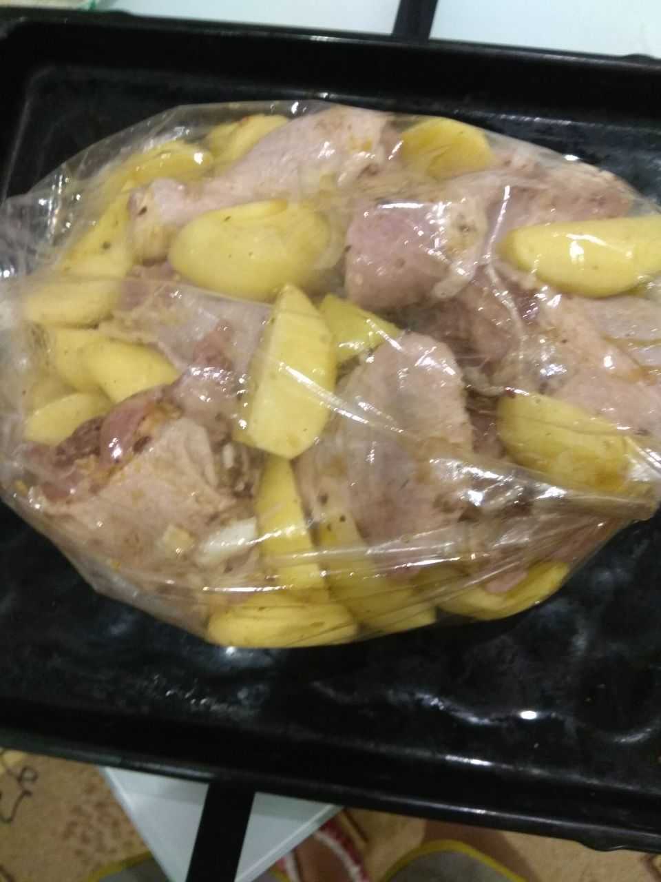 Курица с картошкой в духовке: рецепты с фото