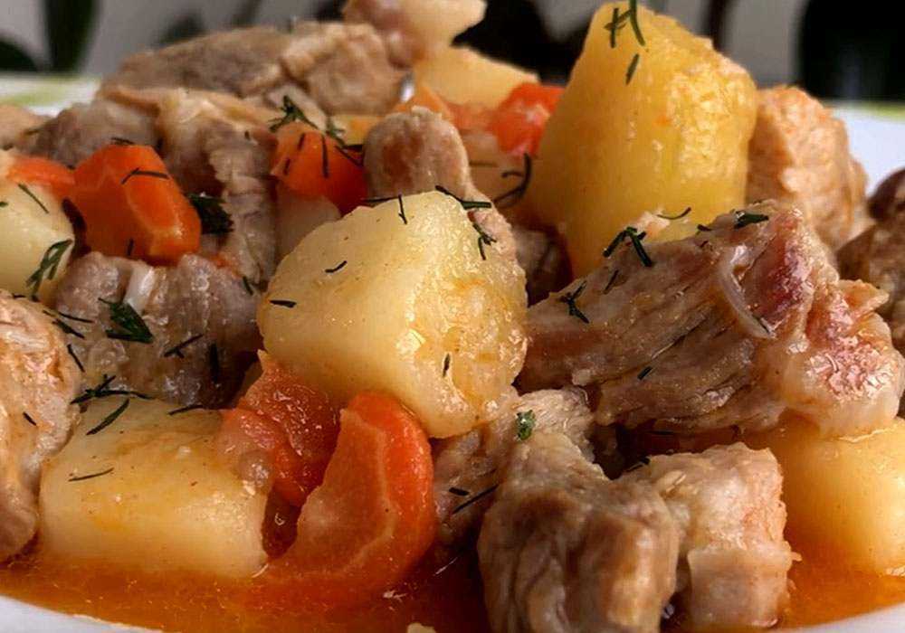 Свинина с помидорами — 6 фото-рецептов: на сковороде, в духовке, по-французски, с картошкой, грибами