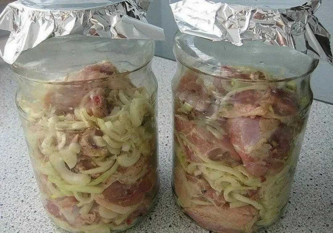 Картошка с курицей в банке в духовке рецепт с фото