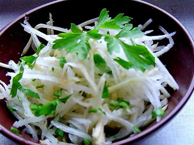 Салат зимний — 7 классических рецептов приготовления