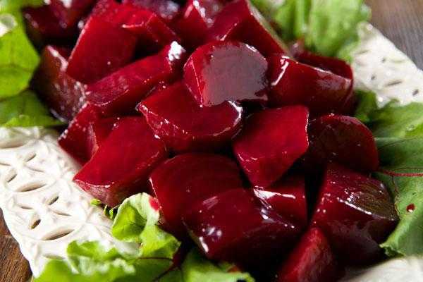 Вкусные салаты из вареной свеклы — 10 очень простых рецептов