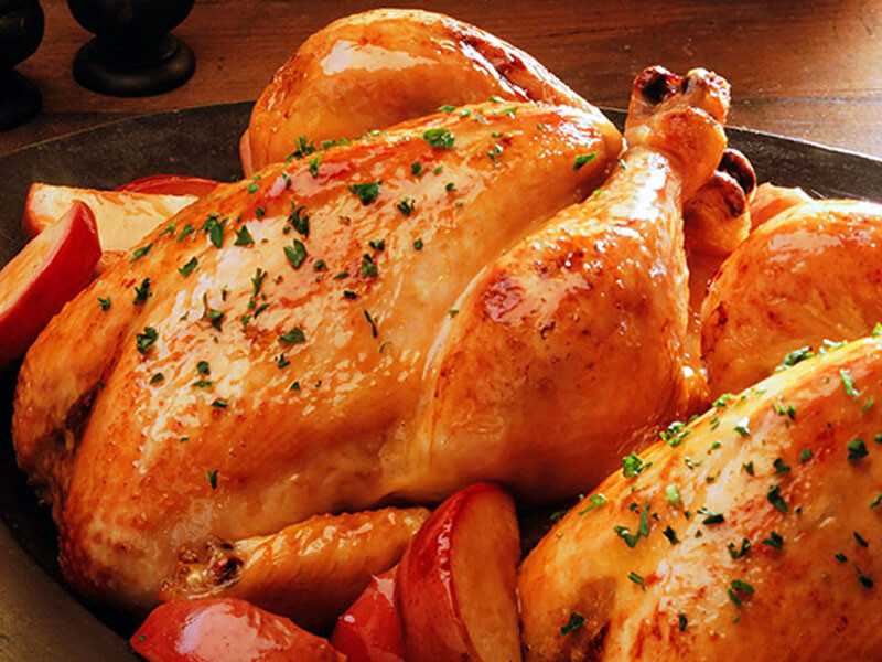 Курица в фольге целиком - вкусный рецепт запекания в духовке