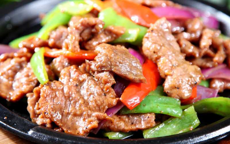 Как приготовить мясо по-тайски дома: 8 вкусных рецептов