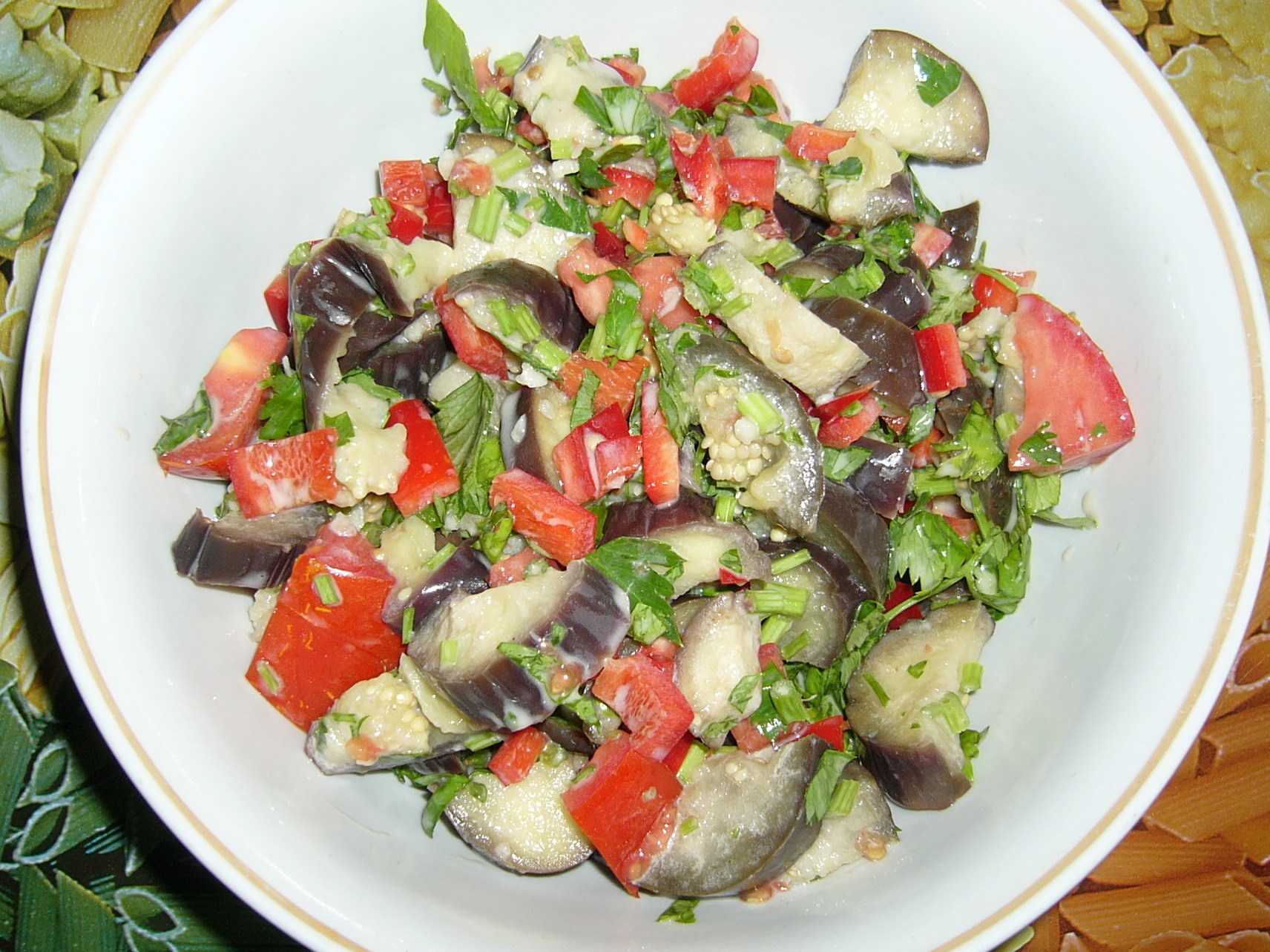 Вкуснотища из баклажанов на каждый день: 15+ лучших салатов